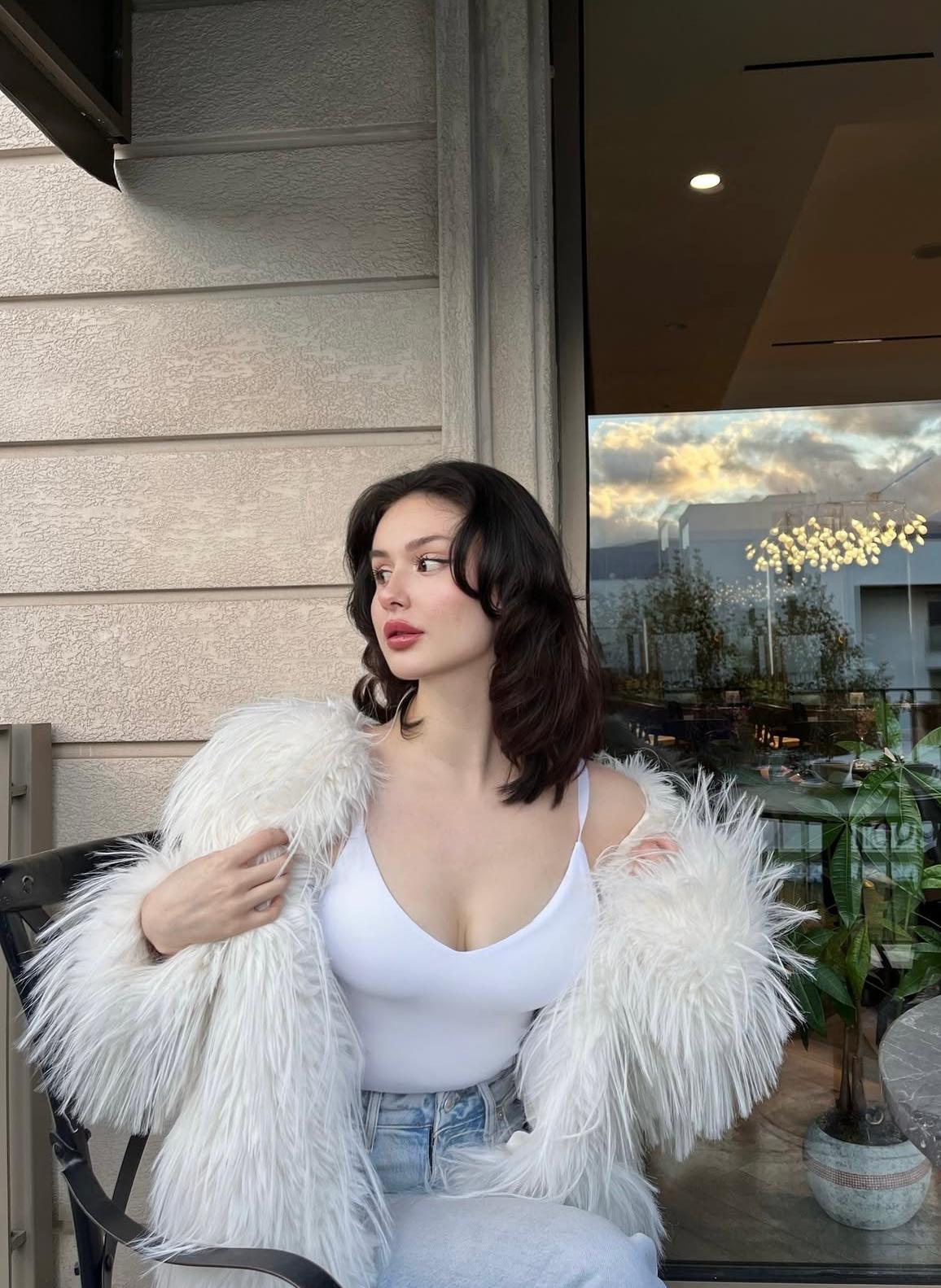 Çamlıbel Türbanlı Bayan Bayan Escort Bahar