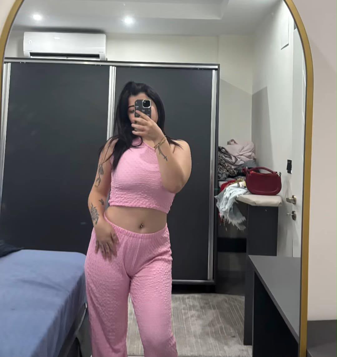 Uluderbent Çekici Kadın Escort Amine