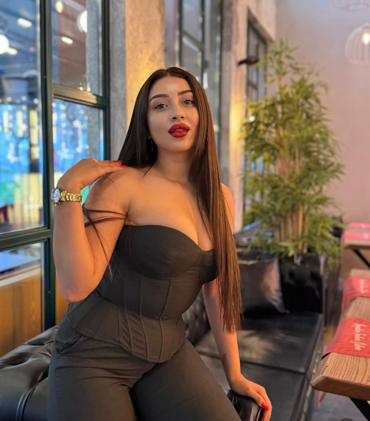 Bahçeliköy Güçlü Partner Bayan Escort Pelin